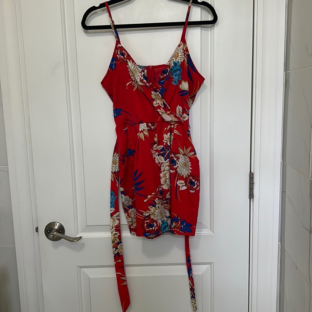 ASOS Red Floral Romper size US 8/ UK 12 / EUR 40